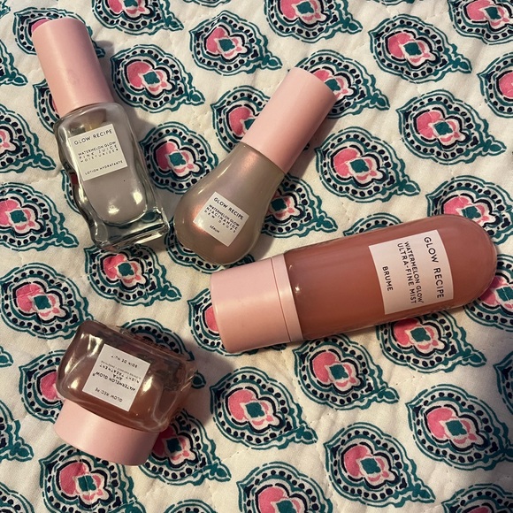 Collection of 7 Glow Recipe products, including: - Picture 10 of 11